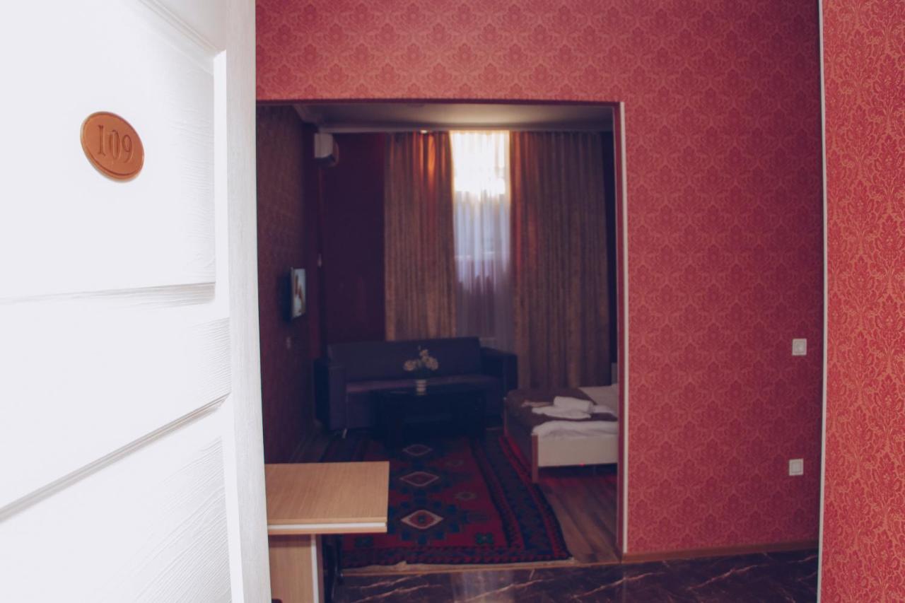 Nord West Hotel 2*